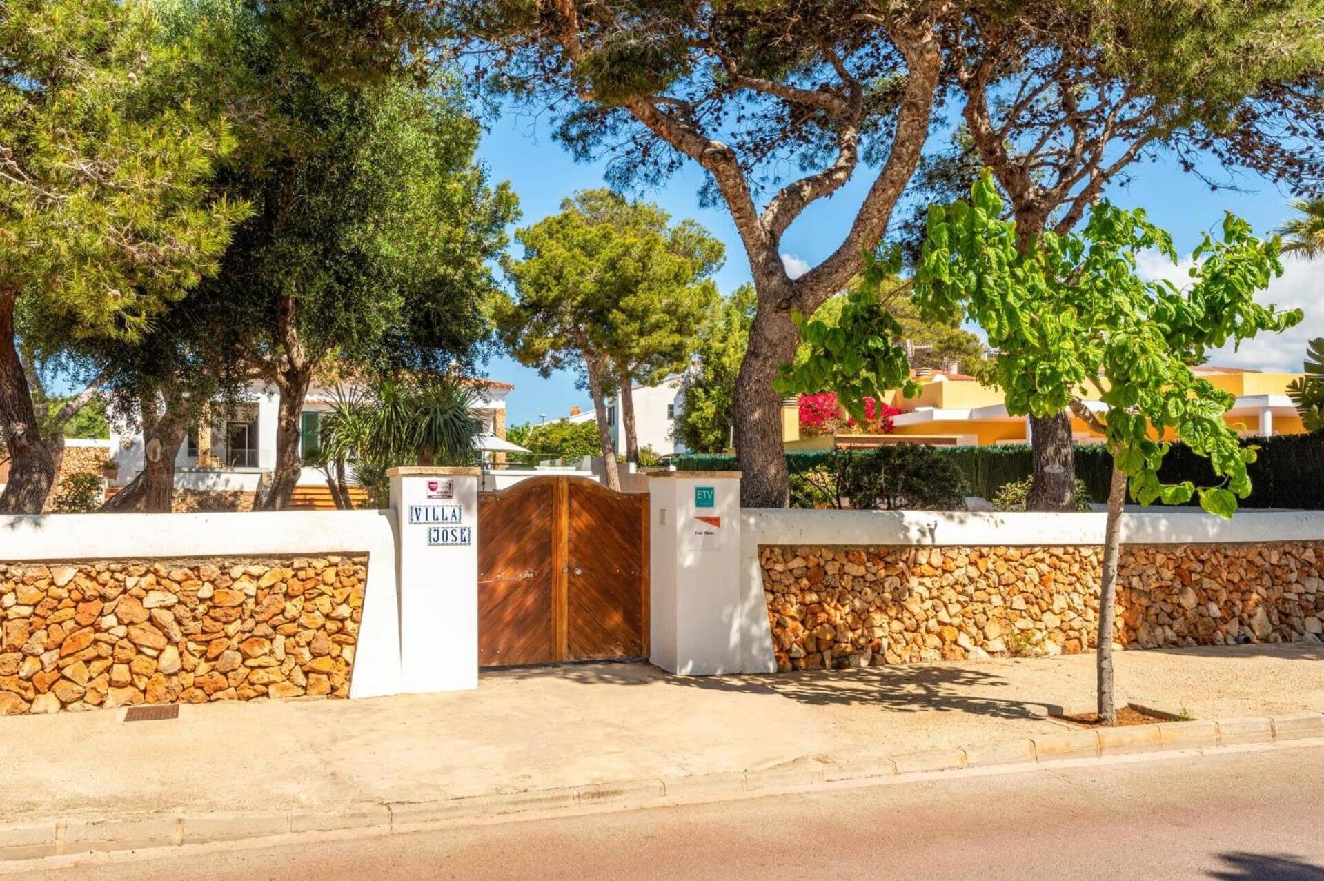 Villa Jose Blanc By Villa Plus كالا بلانكا المظهر الخارجي الصورة